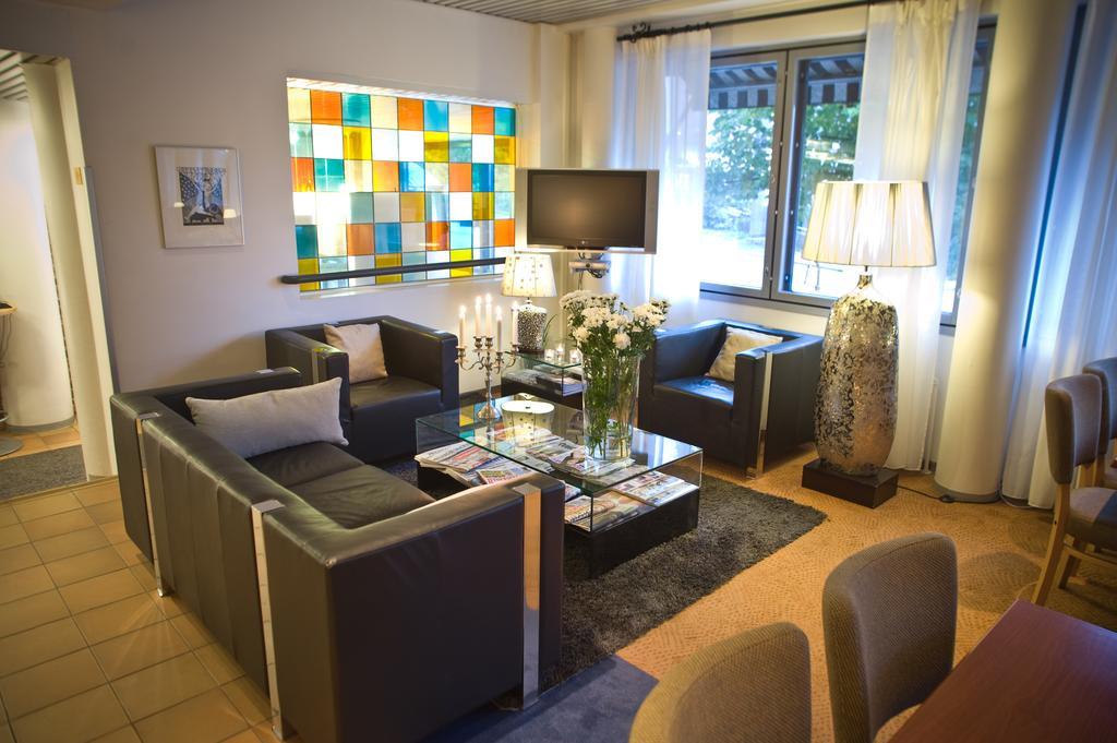 Finlandia Hotel Victoria Tampere Bagian luar foto